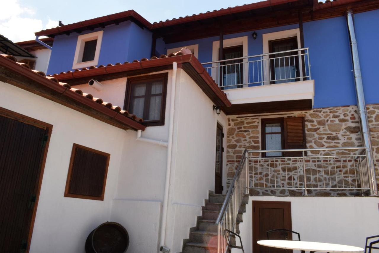아나이아 Renovated Old Manor House With Yard 빌라 외부 사진